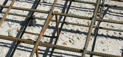 Нахлест арматуры в балках. Нахлест арматуры при вязке по СНиПу