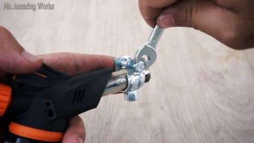 Приспособление для скрутки проволоки. Приспособление для лужения проводов