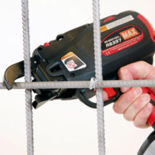 Правильная вязка арматуры для ленточного фундамента. Инструменты для вязки