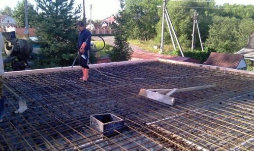 Расход арматуры на 1 м2 монолитного перекрытия. Характеристики, учитываемые при расчете плитного основания 10