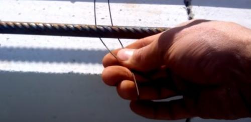 Насадка на дрель для вязки арматуры. Техника и технология скрутки проволочной петли на перекрестье арматуры