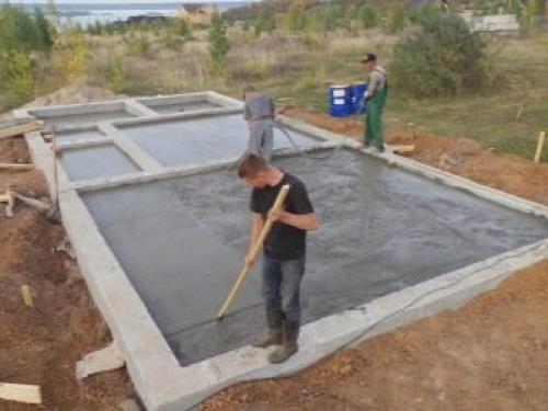 Как залить ленточный фундамент своими руками. 12 Как залить ленточный фундамент своими руками. 12