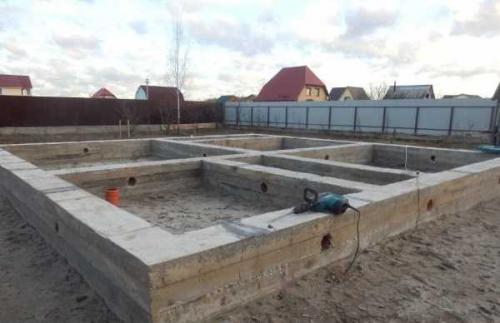 Сколько нужно арматуры на фундамент 10х10 плита. Сколько нужно арматуры для фундамента 10х10