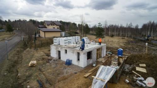 Обвязочный пояс плит перекрытия. Плиты перекрытия и армопояс в Мендсарах