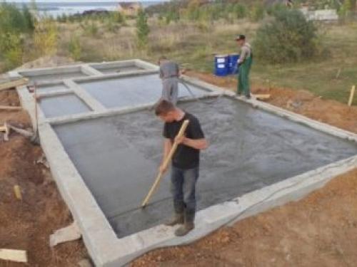 Ленточный монолитный фундамент под каркасный дом. Особенности 07