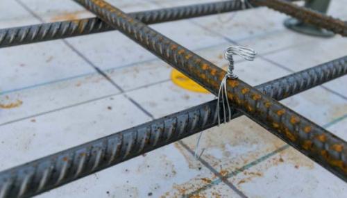 Вязка арматуры пластиковыми хомутами. Почему вязка арматуры пластиковыми хомутами считается ненадежной