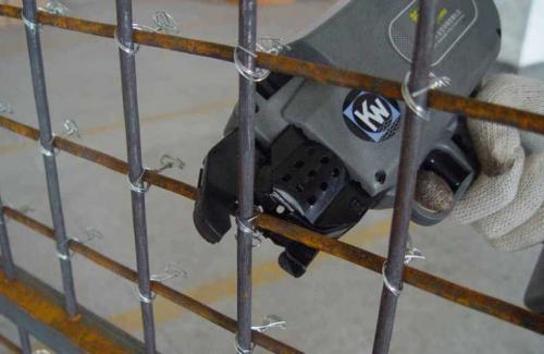 Вязка арматуры пластиковыми хомутами. Почему вязка арматуры пластиковыми хомутами считается ненадежной