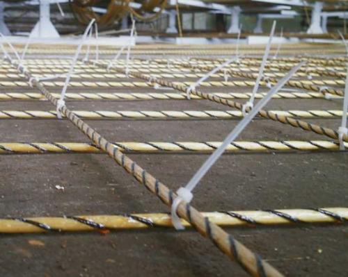 Вязка арматуры пластиковыми хомутами. Почему вязка арматуры пластиковыми хомутами считается ненадежной