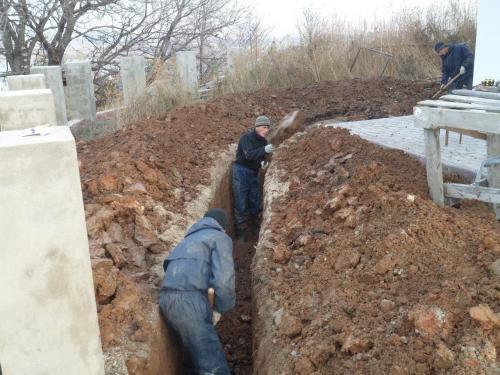 Крепление прожилин к металлическим столбам. Преимущества Х-кронштейнов