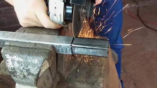 Как соединить профильную трубу без сварки. Процесс соединения двух одинаковых профильных квадратных труб без сварки